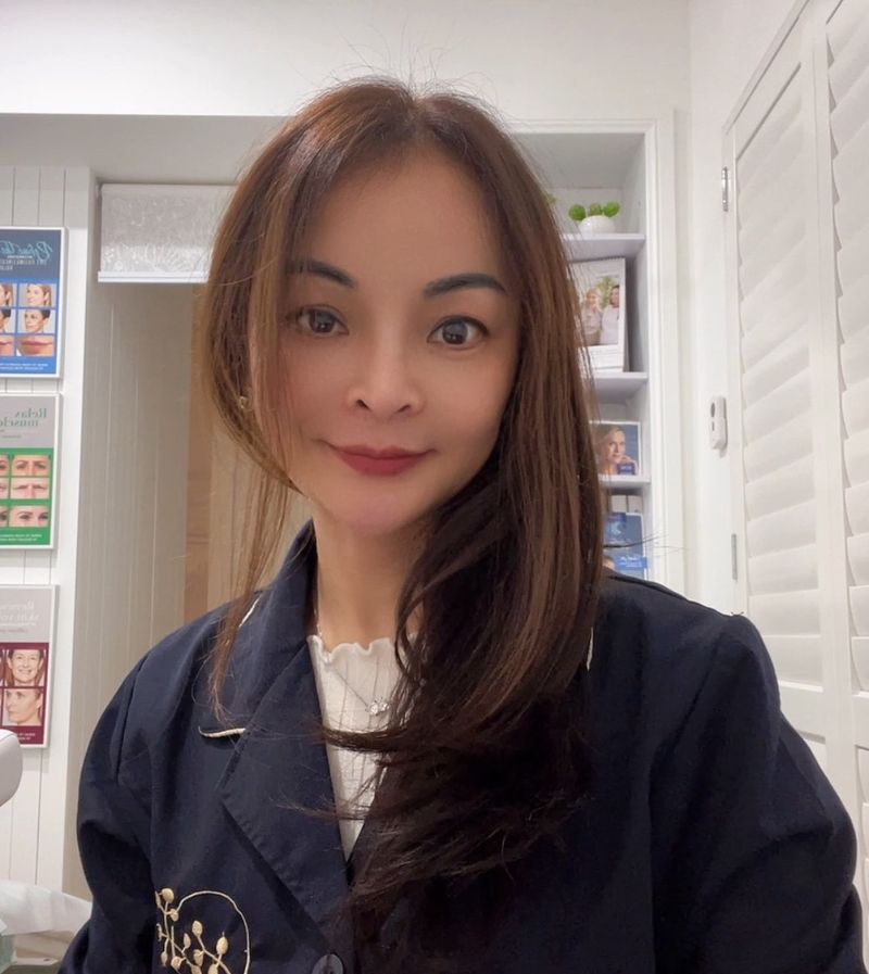 Lina Pan in clinic